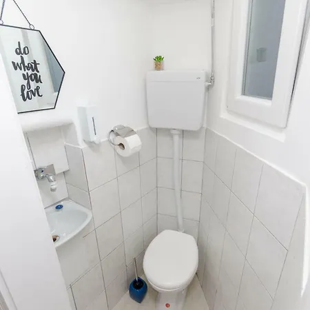 Apartment Core